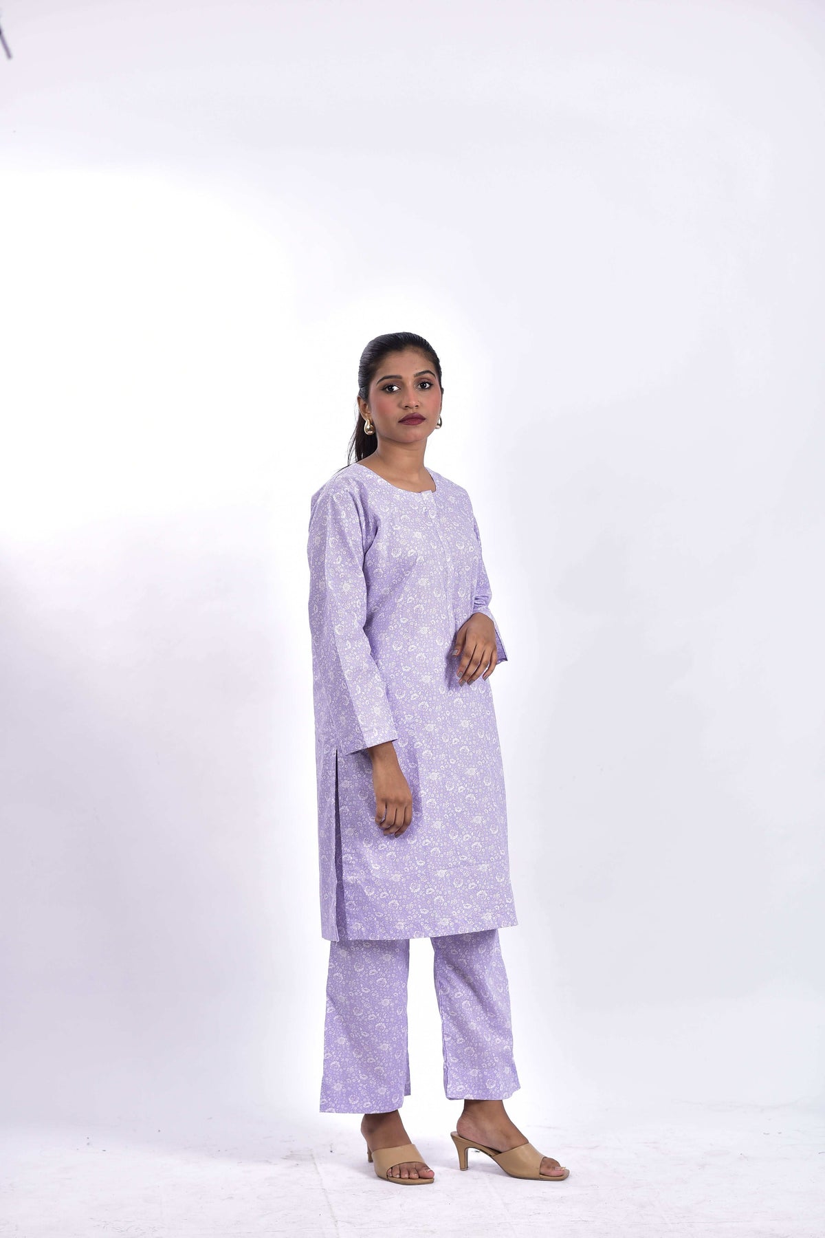 stitched lawn cotten shirt +Bottom